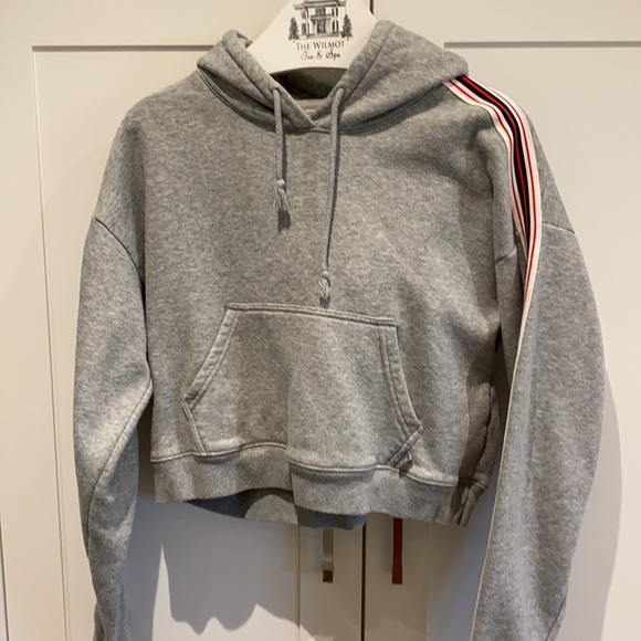 Cropped Hoodie - Picture 6 of 6